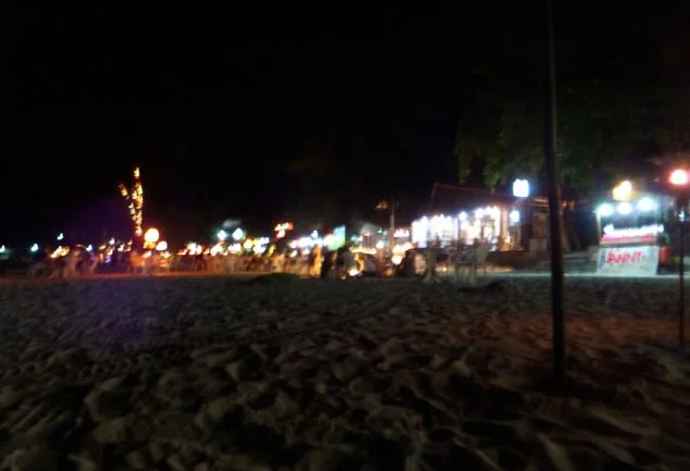 Der Haard Rin Beach