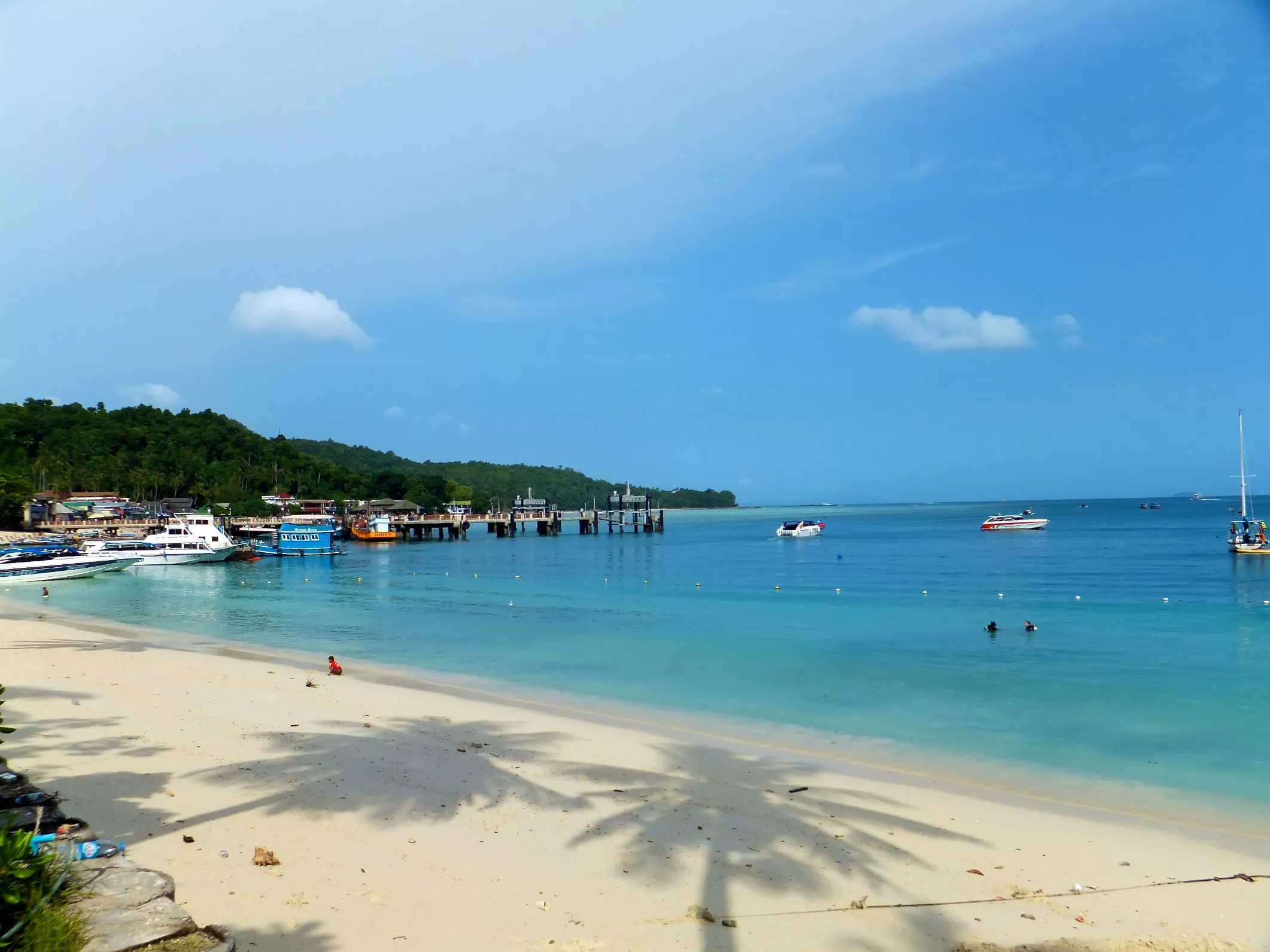 Koh Phi Phi - Thailand Koh Phi Phi - Thailand