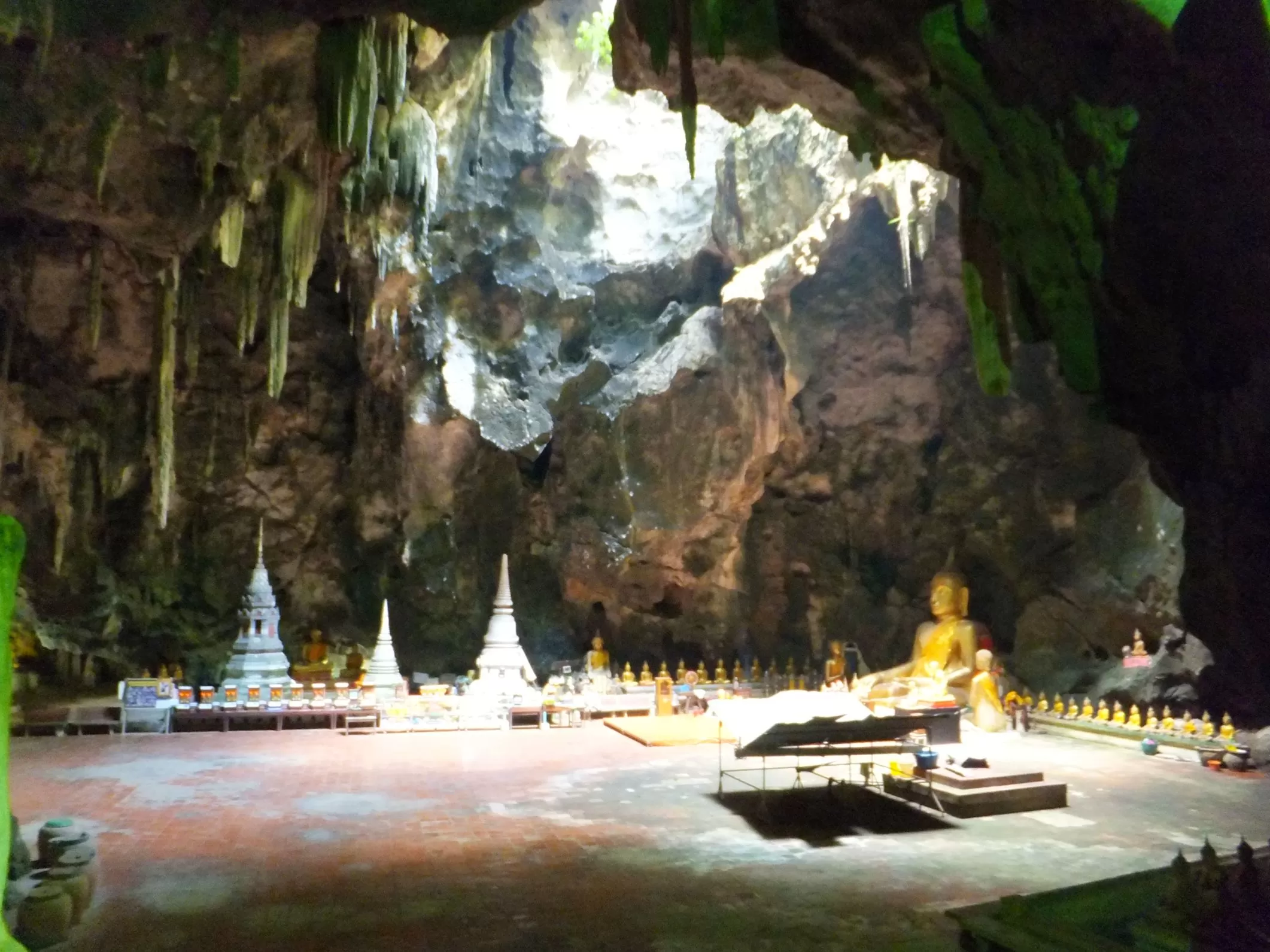 Die Khan Luang Caves Die Khan Luang Caves