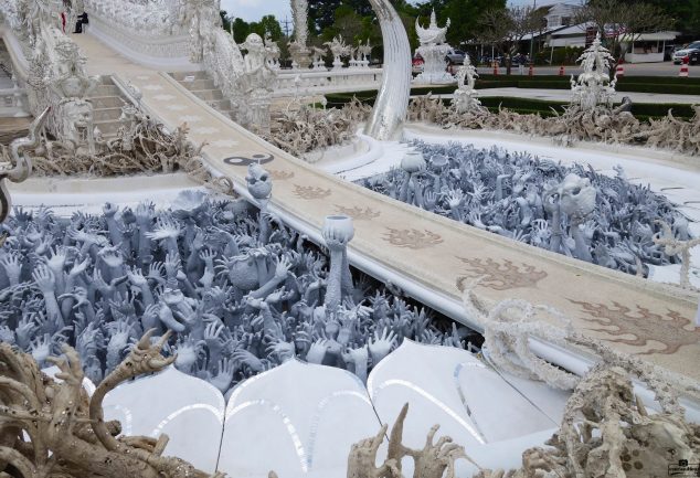 chaing_rai_white_temple_2014_007