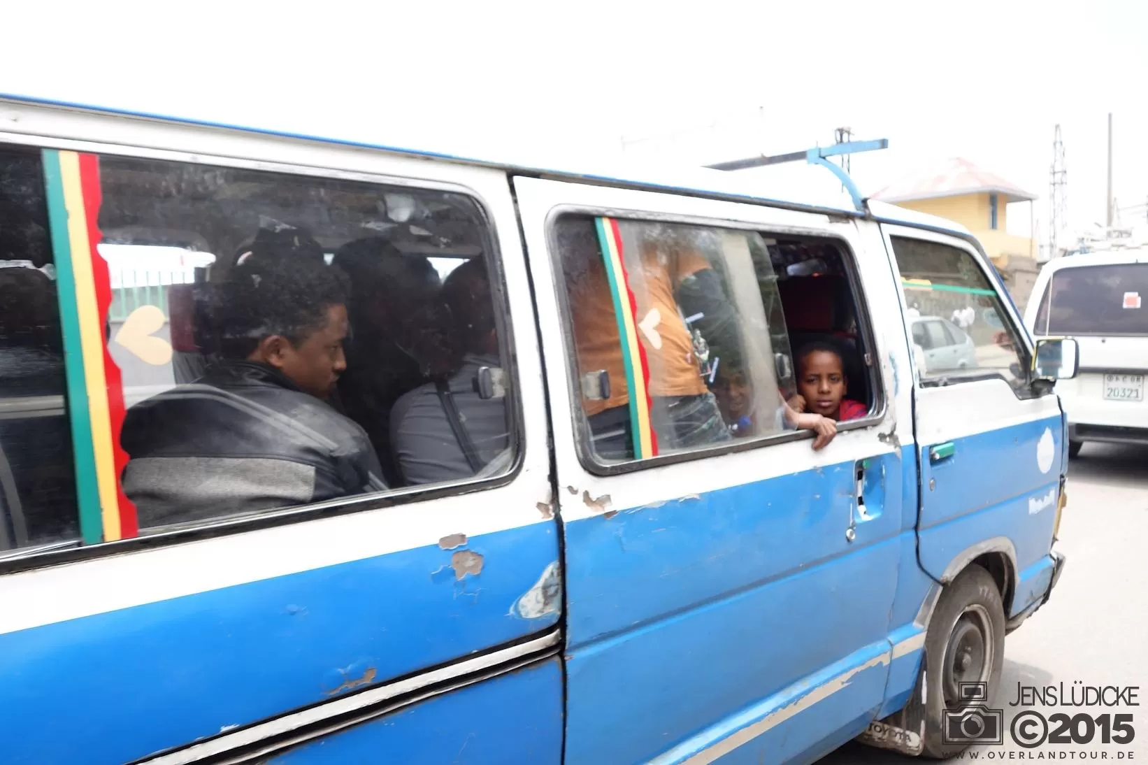 Angekommen in Addis Abeba und weiter geht es mit dem Minibus Angekommen in Addis Abeba und weiter geht es mit dem Minibus