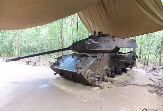 cu_chi_tunnel_vietnam_013