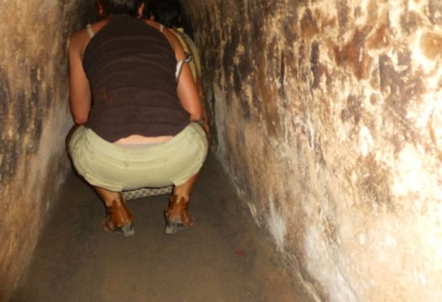 cu_chi_tunnel_vietnam_023