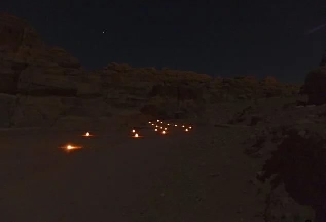 Petra by Night - Die Felsenstadt Petra