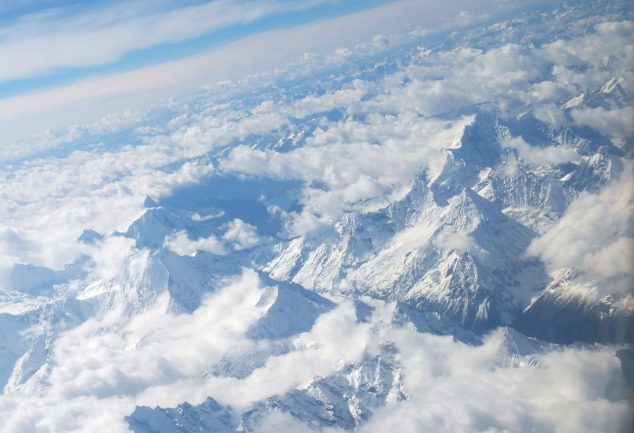 Geniale Aussicht auf dem Flug von Chengdu nach Kathmandu