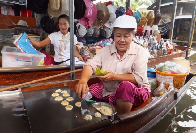 damneon_saduak_floating_market_thailand_020