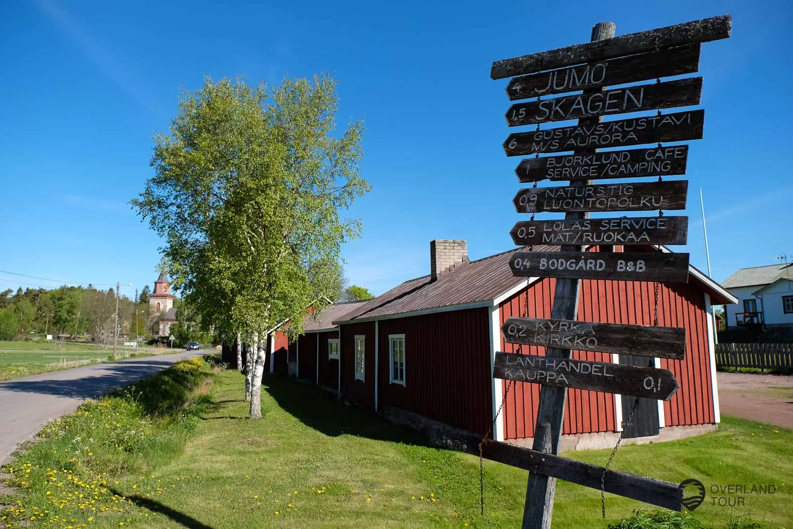 Die Insel Iniö im finnischen Schärenmeer Wo geht´s lang, aber ein Verlaufen ist nicht möglich hier
