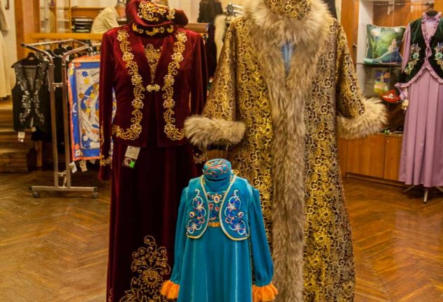 Die traditionelle Kleidung der Tataren