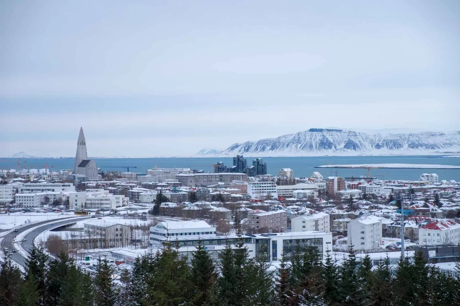 Aussicht von der 360-Grad-Terrasse des Wasserspeichers Perlan in Reykjavik Aussicht von der 360-Grad-Terrasse des Wasserspeichers Perlan in Reykjavik