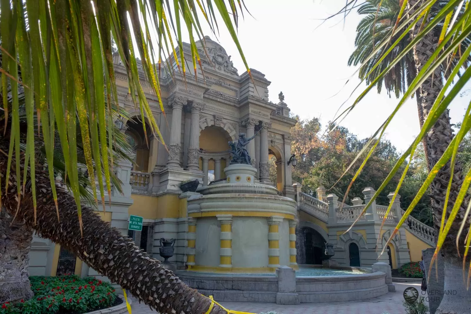 Der wunderschöne Brunnen "Terraza Neptuno" wurde 1903 fertiggestellt und verziert seit dem den Haupteingang