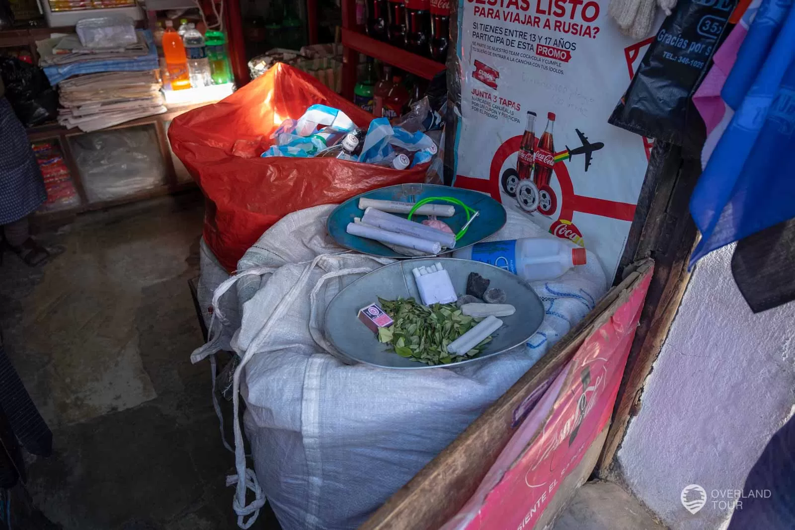 Potosí - Bolivien Alles was der Minenarbeiter braucht gibt es im Kiosk zu kaufen