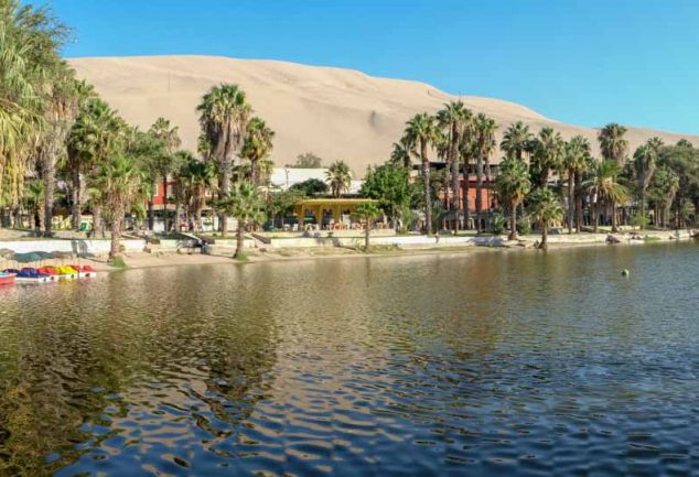 Huacachina-Oase bei Ica in Peru