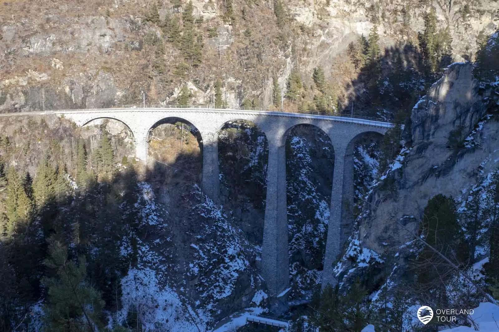 Landwasserviadukt von der Aussichtsplattform Süd