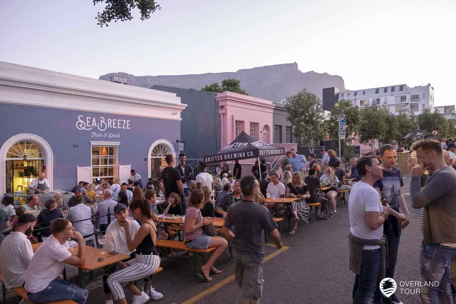 First Thursday Cape Town – Kultur & Party am ersten Donnerstag im Monat in Kapstadt First Thursday Cape Town – Kultur & Party am ersten Donnerstag im Monat in Kapstadt