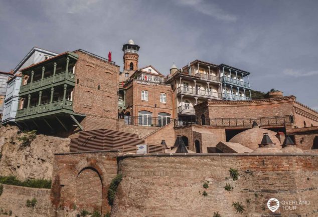 Tiflis, Tbilissi oder Tbilisi - Die Hauptstadt in Georgien