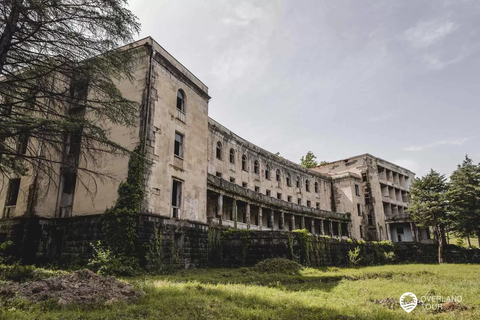 Kutaissi Sehenswürdigkeiten und Umgebung Tskaltubo - heute eine Stadt für Lost Places - Hier ein altes Sanatorium