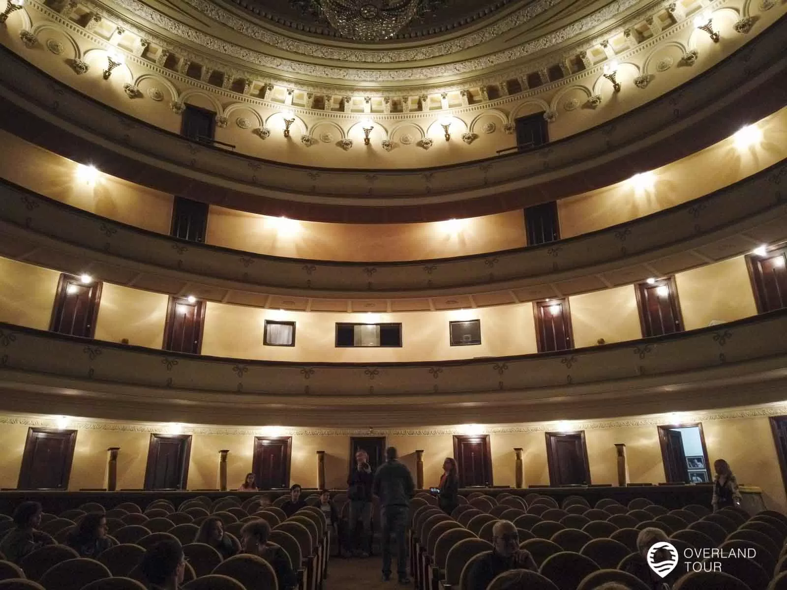 Kutaissi Sehenswürdigkeiten und Umgebung Das Meskhishvili Theater