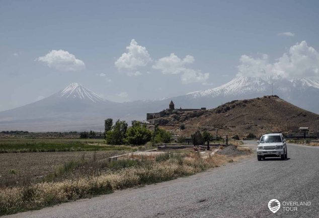Auf dem Weg mit dem Bus von Yerevan zum Kloster Khor Virap