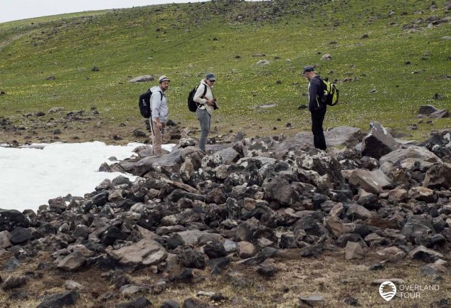 Geghama Lerrnashght'a: Wanderung zu den Petroglyphen – Tagesto