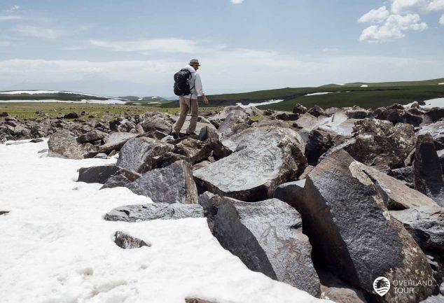 Geghama Lerrnashght'a: Wanderung zu den Petroglyphen – Tagesto