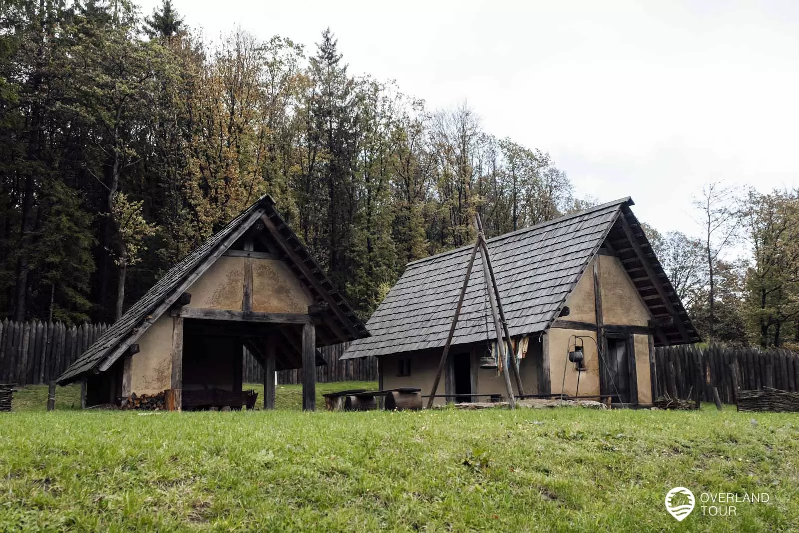 Beim Saar-Hunsrück-Steig in der Nähe von Otzenhausen Der Keltenpark von Otzenhausen