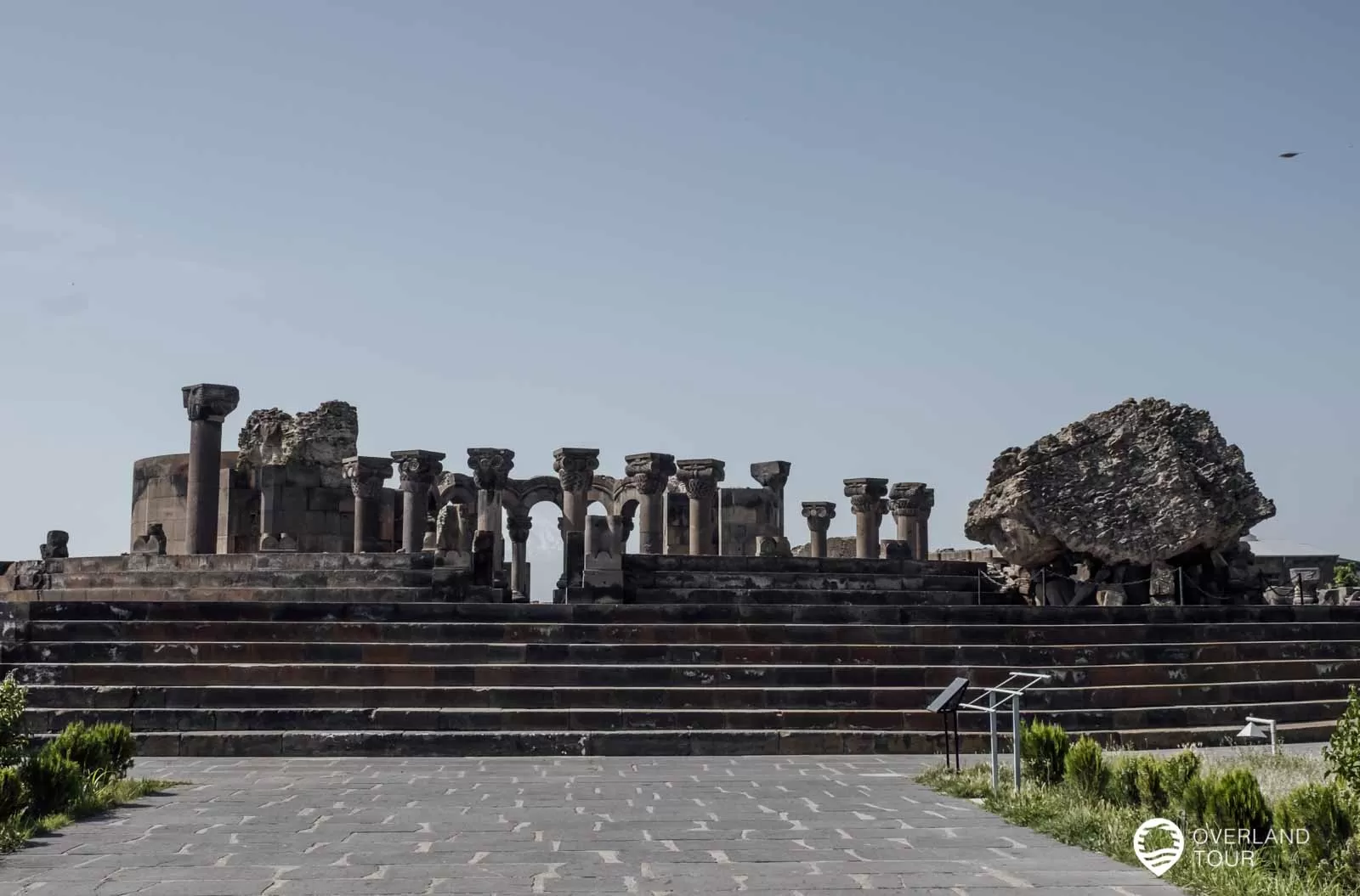 Die Swartnoz Kathedrale Die Ausgrabungsstätte Swartnoz wurde im Jahre 2000 in die UNESCO Weltkulturerbeliste aufgenommen
