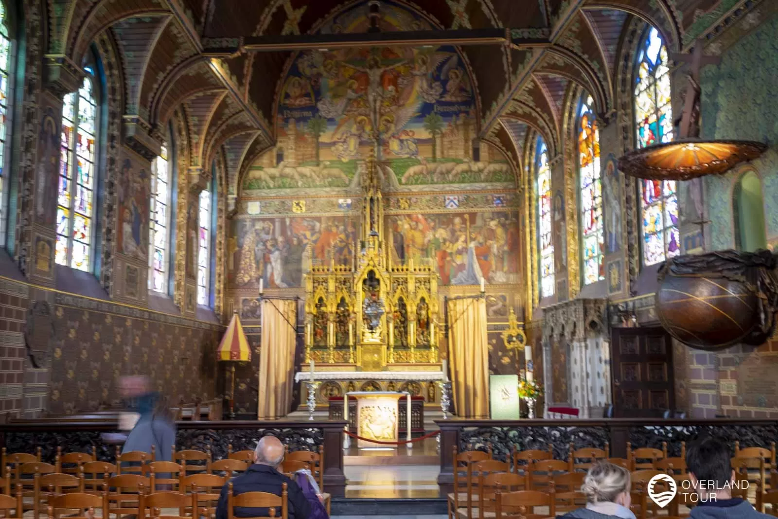 Sehenswürdigkeiten in Brügge - 14 Highlights für einen Tagesausflug Die Heilig-Blut-Basilika von innen