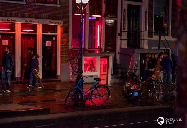 Rotlichtviertel Amsterdam – The Red Light District Guide incl. do's & don'ts