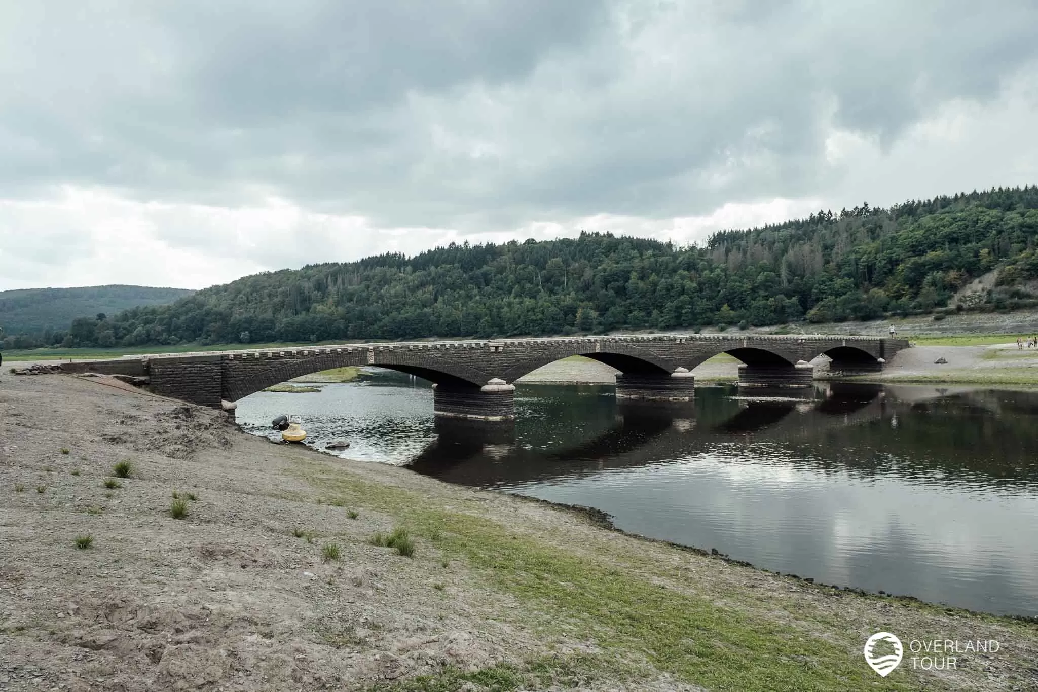 Der Edersee – Ausflugtipps und Sehenswürdigkeiten Die vier-bogige Aseler Brücke (Edersee Atlantis Geheimnis Nr. 1)