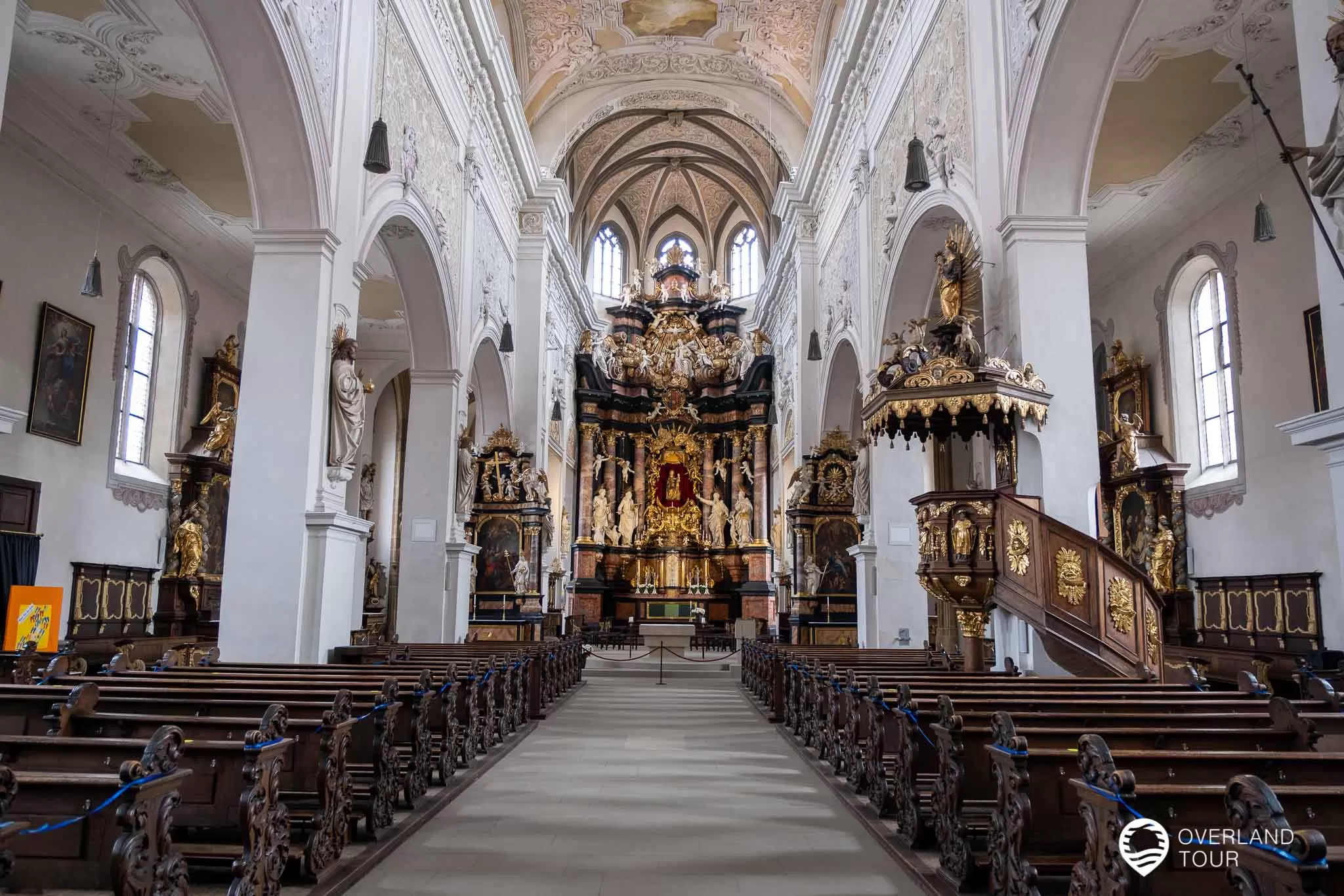 Die Obere Pfarre - Außen Gotik, innen Barock