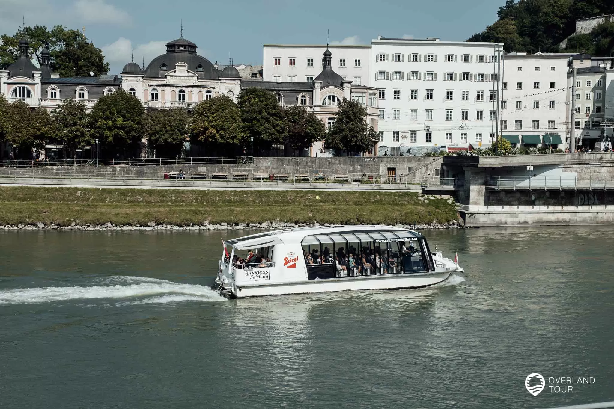 20 Tipps und Sehenswürdigkeiten in Salzburg Die Schifffahrt auf der Salzach