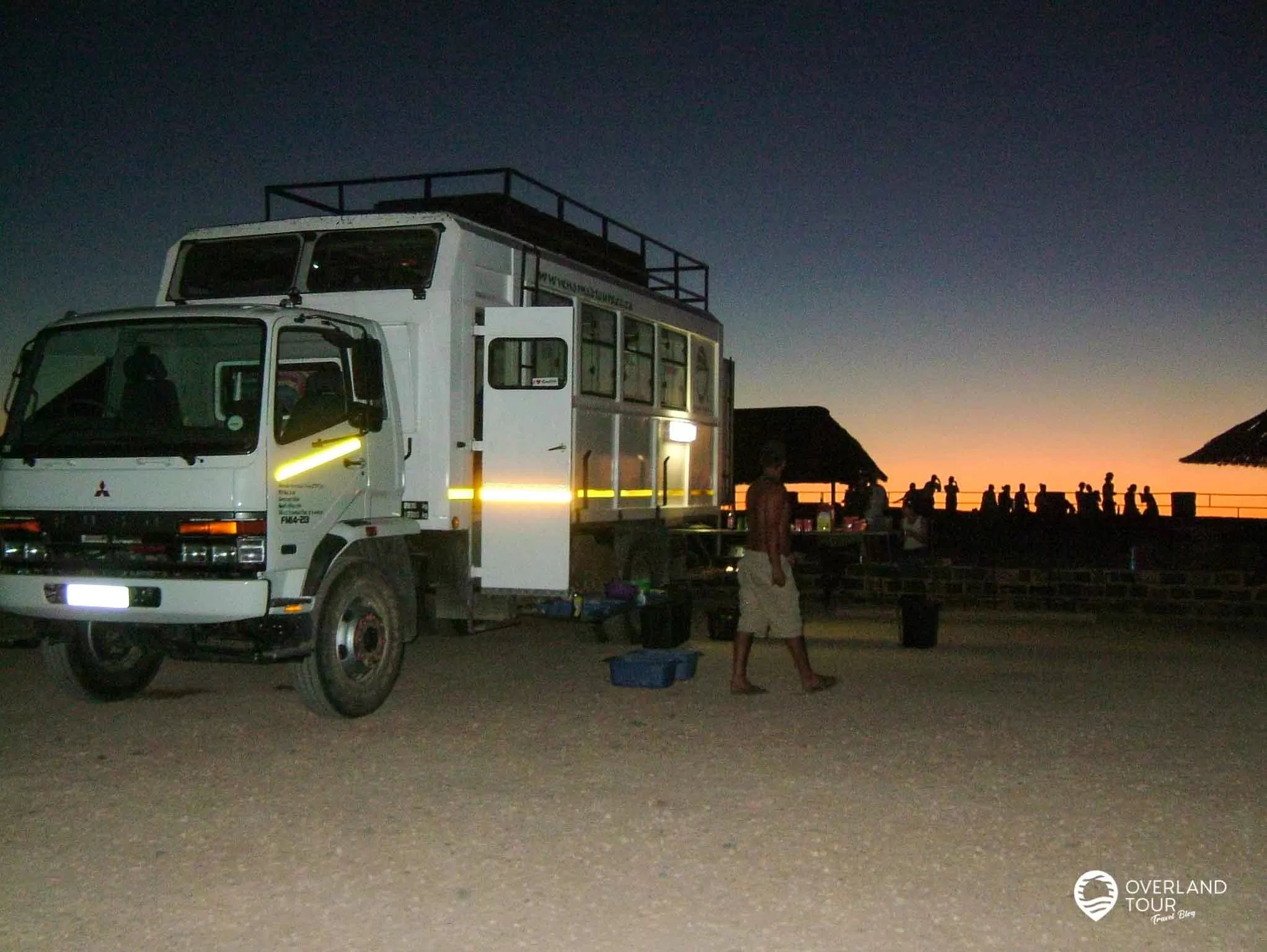 Abends am Truck mit einem Sundowner den Tag ausklingen lassen
