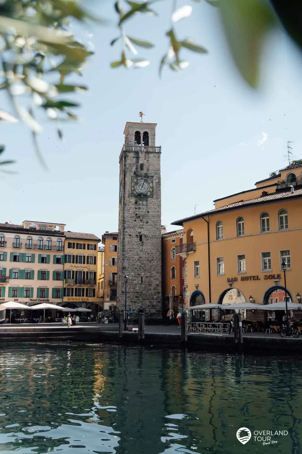 Sehenswürdigkeiten in Riva del Garda und Umgebung: Der Torre Apponale - Der steinerne Uhrturm aus dem 13. Jahrhundert
