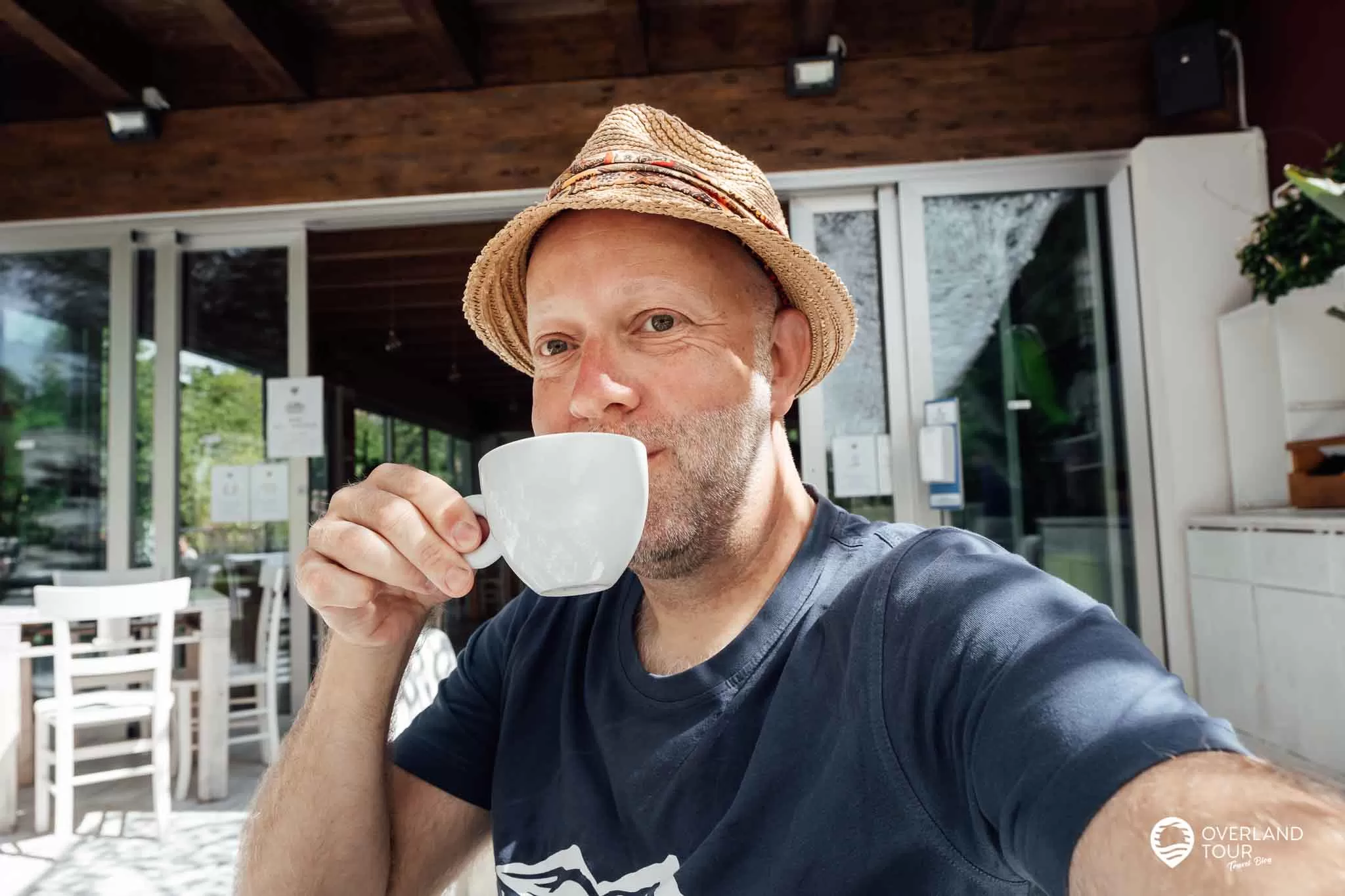 Wanderung Sentiero Panoramico Busatte Tempesta: Ich gönne mir noch einen Kaffee im Café „Oliveto Busatte“, bevor ich die Wanderung fortsetze