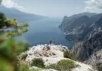 Wanderung Punta Larici: Oben auf dem Punta Larici bei Pregasina am Gardasee