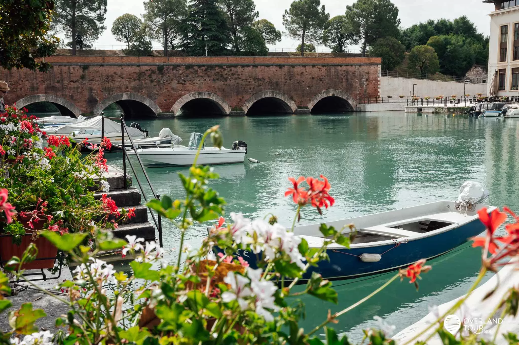 Peschiera del Garda Sehenswürdigkeiten Peschiera del Garda Sehenswürdigkeiten: Die Brücke Ponte dei Voltoni