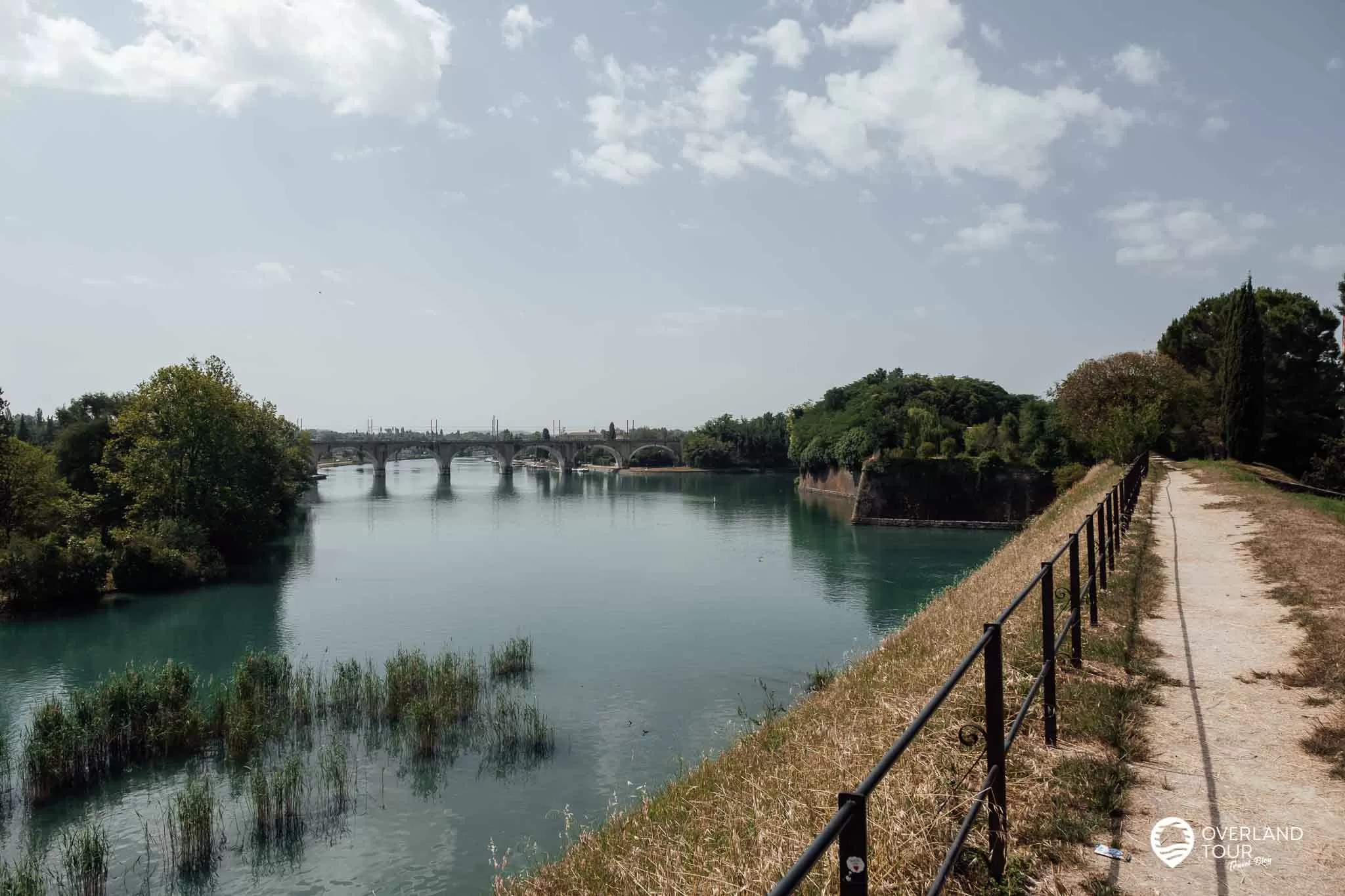 Peschiera del Garda Sehenswürdigkeiten Auf den Festungsmauern von Peschiera del Garda