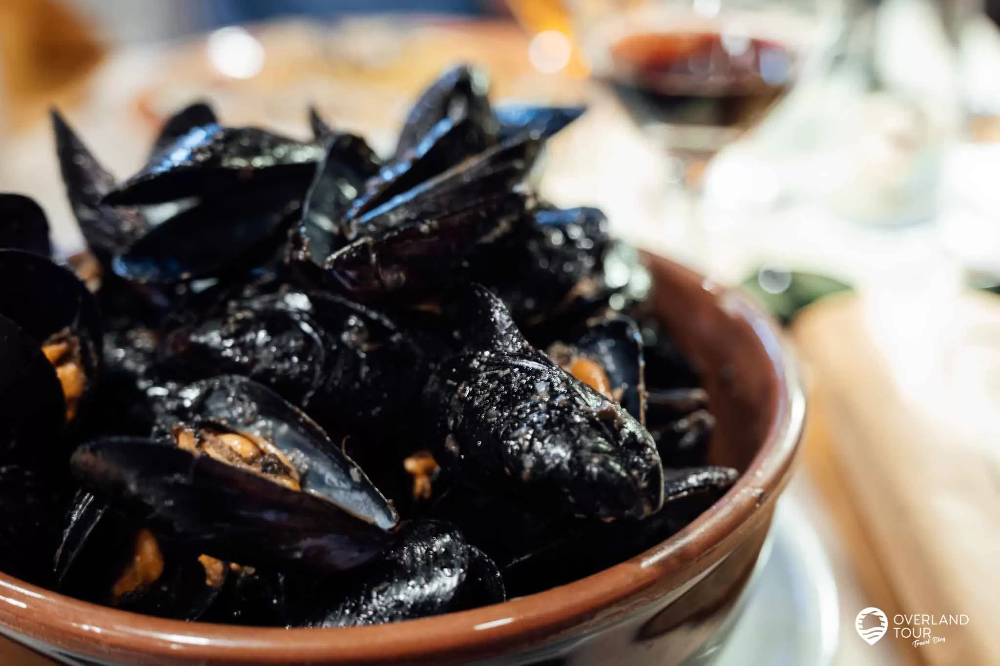 Muscheln mit Trüffeln und Pilzen im Restaurant La Cozzeria