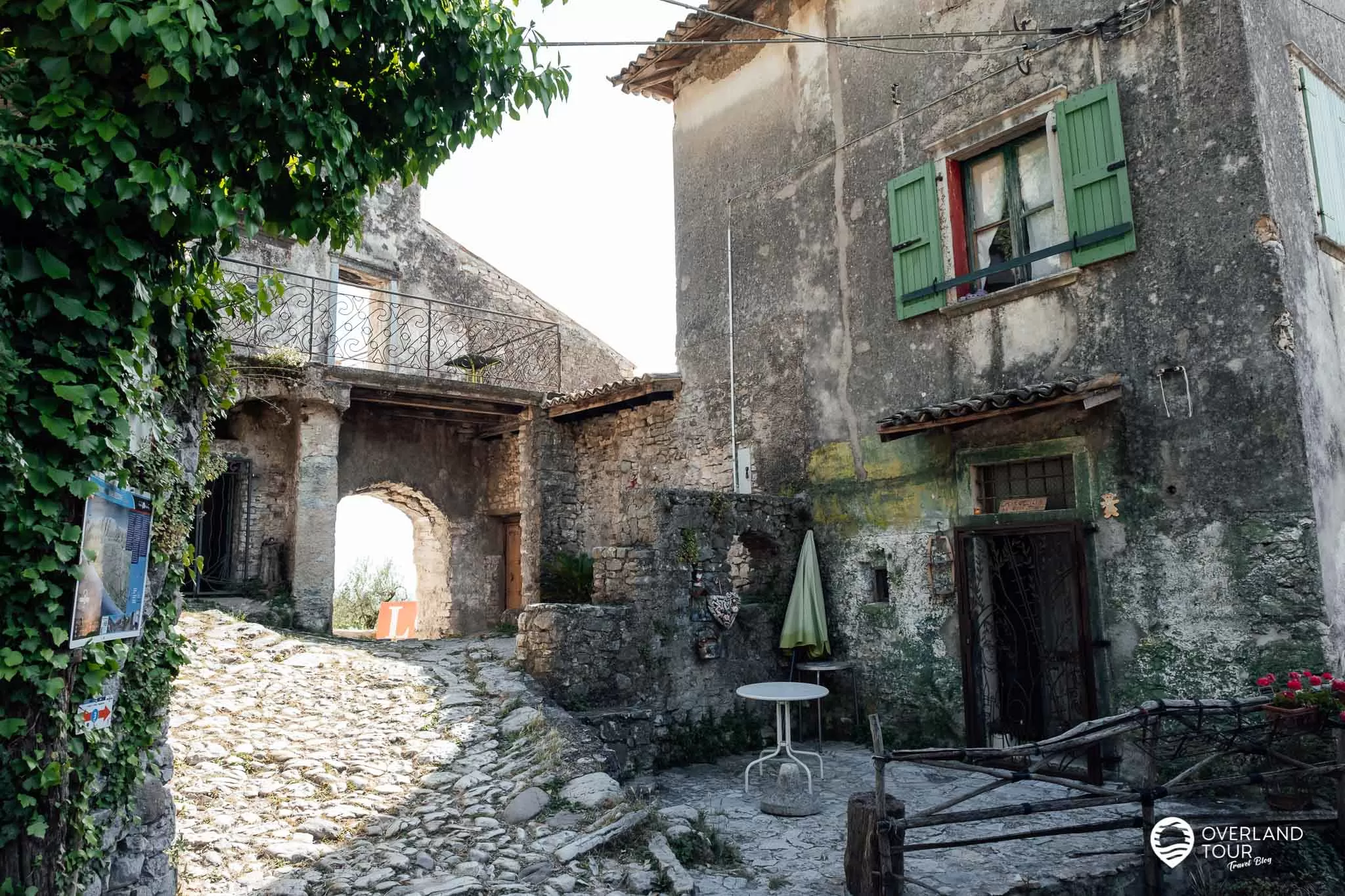 Das mittelalterliche Geisterdorf Campo di Brenzone am Gardasee: Ein paar Impressionen aus dem mittelalterlichen Geisterdorf