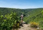 Die Lahnwanderweg Etappe 17: Der Aussichtspunkt Wolfslei bei Dörnberg