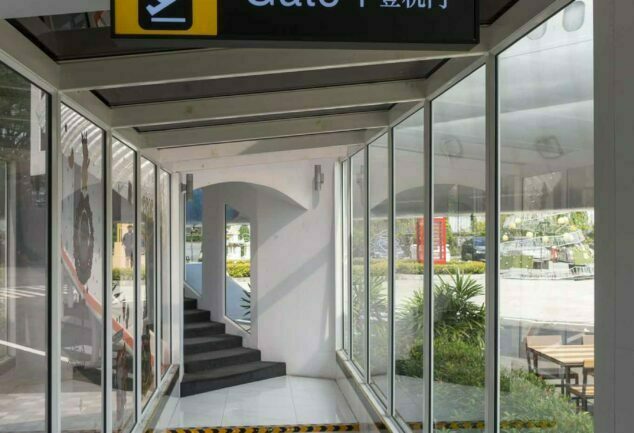 Das MD-82 Café in Bangkok