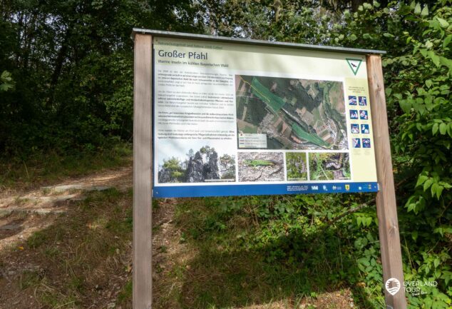 Wanderung Großer Pfahl: Bayerns Top-Geotop in Viechtach auf dem Pfahlrundweg