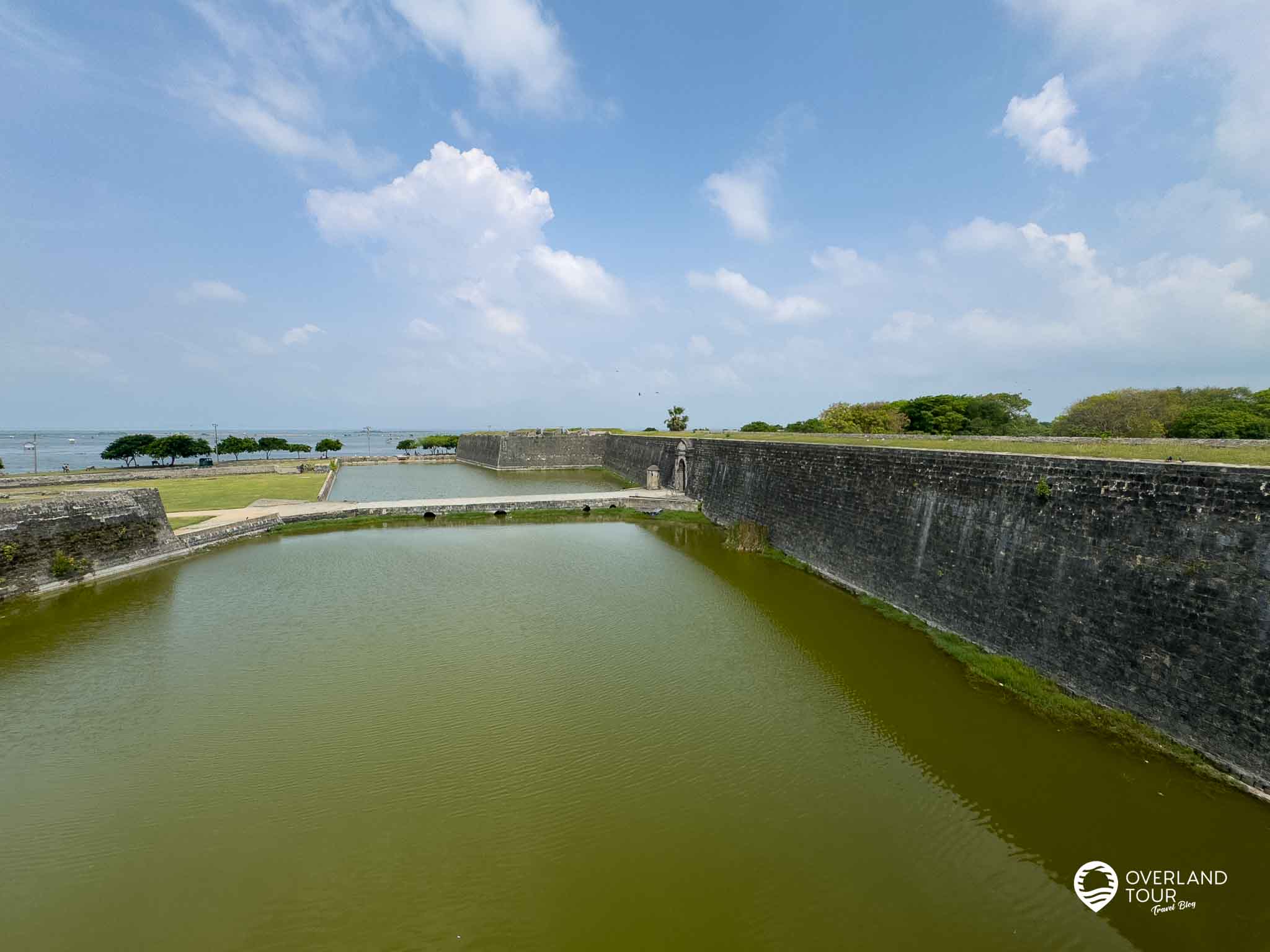 Entdecke Jaffnas Sehenswürdigkeiten per Tuk-Tuk Das Jaffna Fort