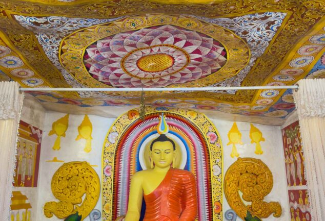 Kandy Sehenswürdigkeiten in Sri Lanka: Vom Ambuluwawa Tower zum Zahntempel