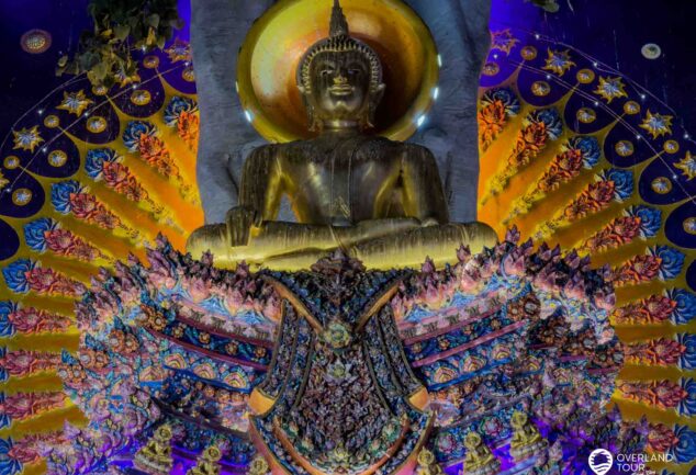 Dein Purple Temple Adventure: Ayutthayas lila Meisterwerk & Geheimtipp