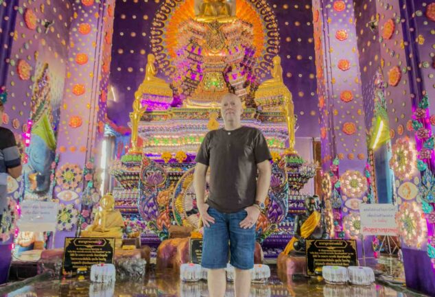 Dein Purple Temple Adventure: Ayutthayas lila Meisterwerk & Geheimtipp