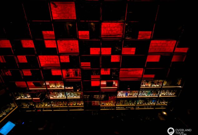 Bangkok bei Nacht: Dein Cocktail-Abenteuer beginnt in den Secret Hidden Speakeasie Bars!