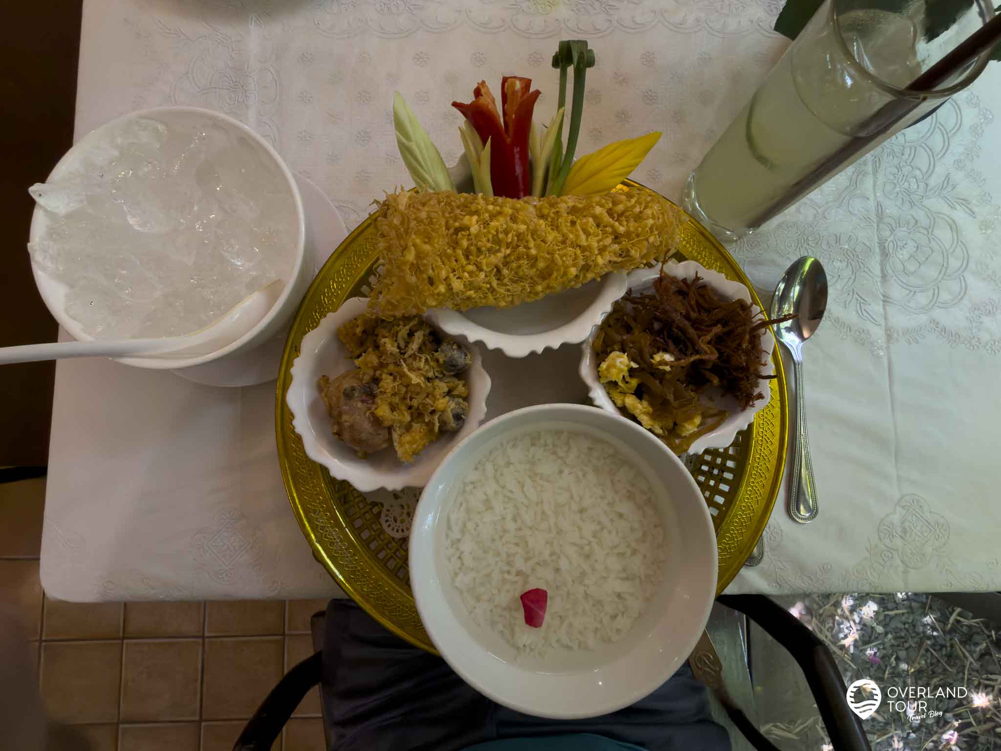 Songkran in Bangkok: Dein Guide zur größten Wasserschlacht Songkran @Kulinarisch - Khao Chae