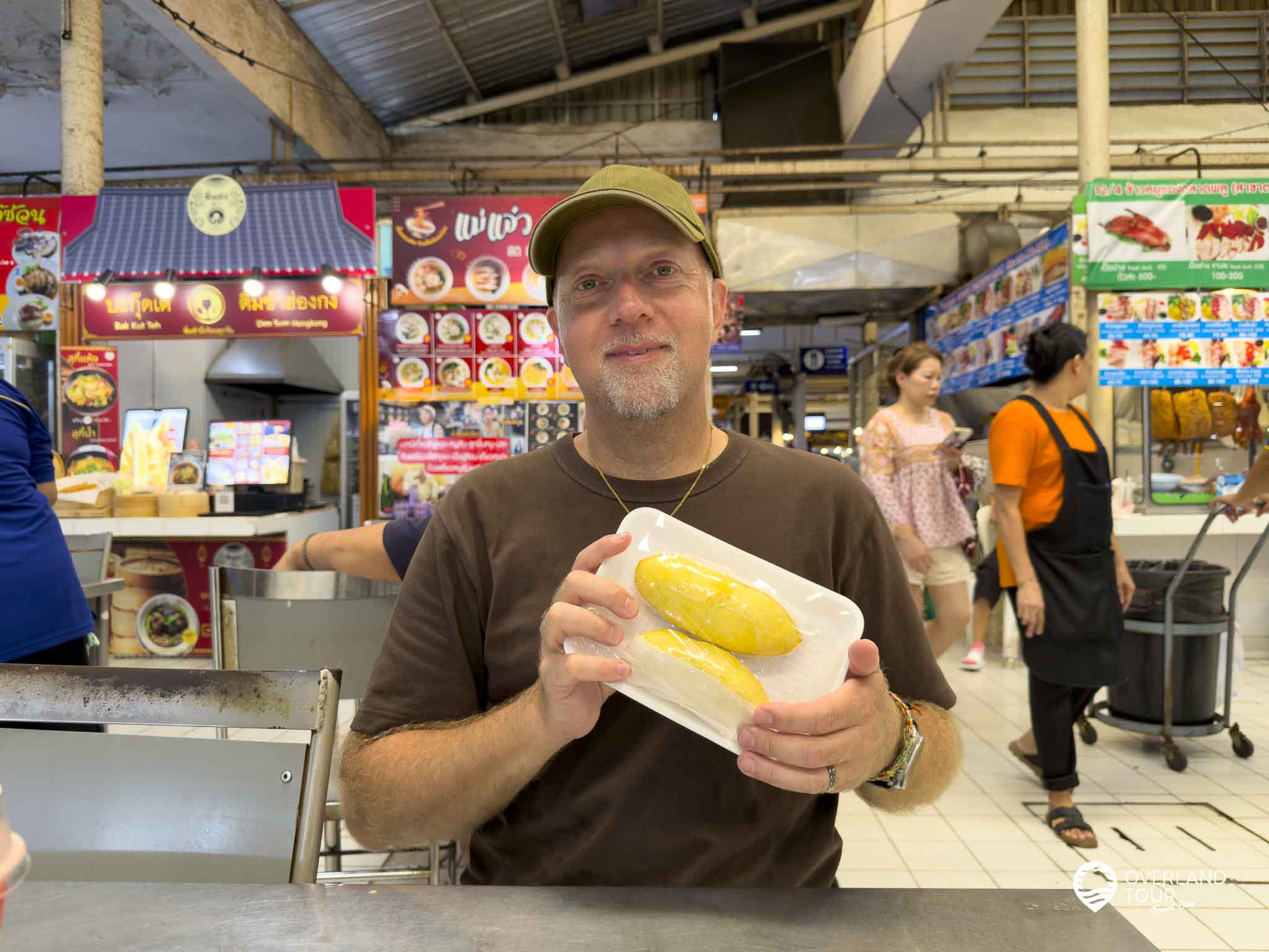 Dein Durian-Abenteuer Bangkok: Die Mutprobe für Genießer Or Tor Kor Market - Wir kaufen hier unsere erste Durian heute und starten das Abenteuer
